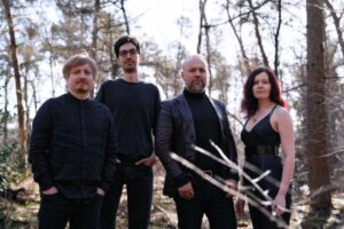 Maya Fridman, Efrén López e.a.